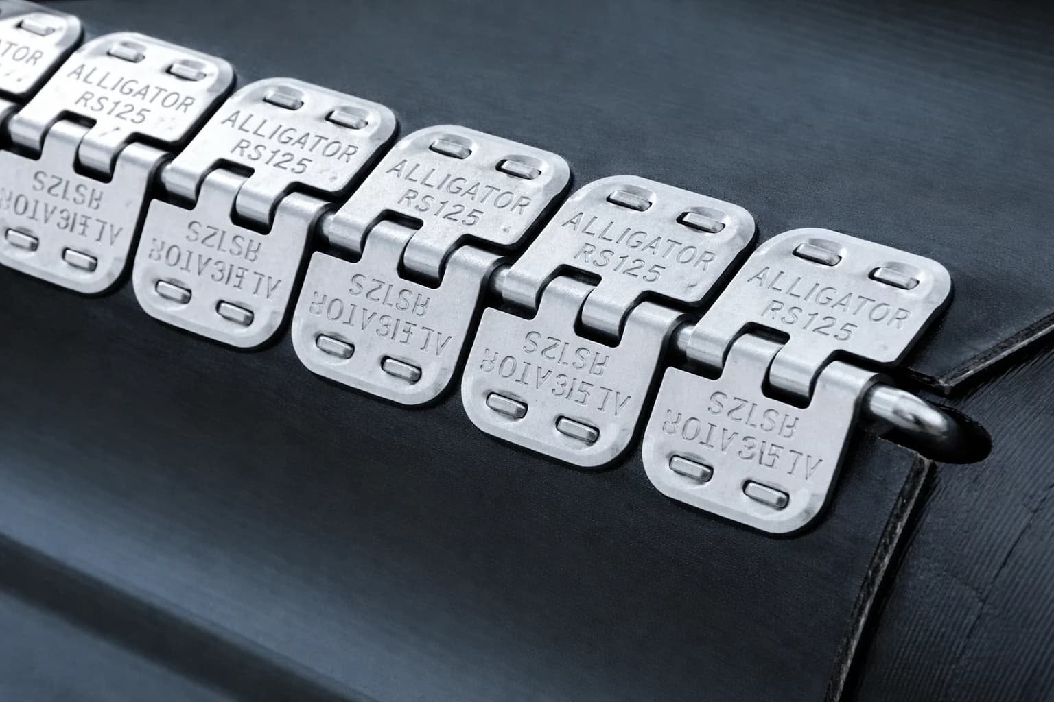 Пластинчатые замки для лент